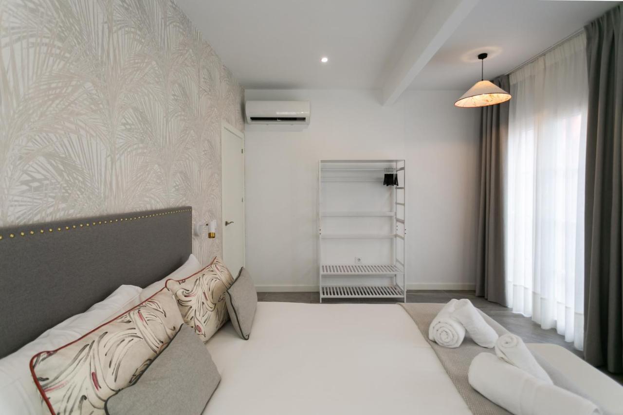 Lujoso Apartamento Con Piscina Compartida 1 Севилья Экстерьер фото