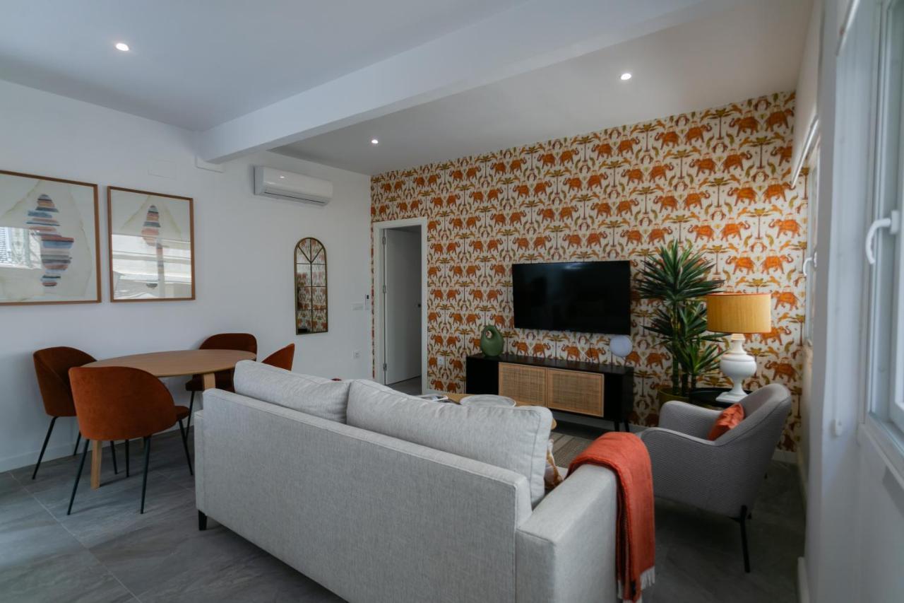 Lujoso Apartamento Con Piscina Compartida 1 Севилья Экстерьер фото