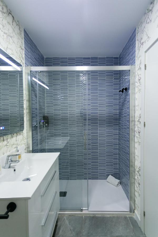 Lujoso Apartamento Con Piscina Compartida 1 Севилья Экстерьер фото
